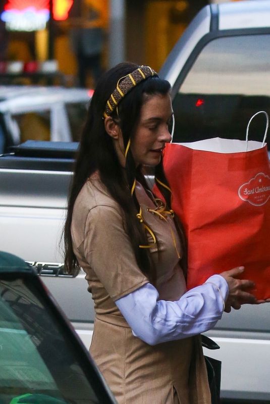 ANNE HATHAWAY Out with Her Family for Halloween Trick-or-treating in New York 10/31/2024