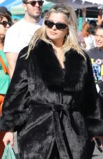 BEBE REXHA Shopping at Farmer