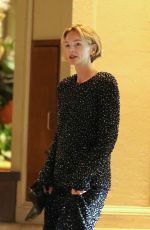 CAREY MULLIGAN Leaves Elee
