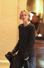 CAREY MULLIGAN Leaves Elee