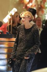 CAREY MULLIGAN Leaves Elee