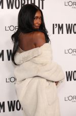 CARLACIA GRANT at L