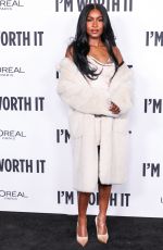 CARLACIA GRANT at L