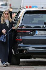 CHIARA FERRAGNI Out for Coffee at Starbucks in Milan 11/27/2024