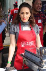 CHRISTINA DEROSA Serves Food to Homeless at LA Mission in Los Angeles 11/27/2024