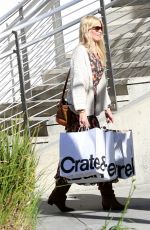 CLAUDIA SCHIFFER Shopping at Crate and Barrel 11/16/2024