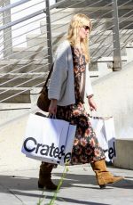 CLAUDIA SCHIFFER Shopping at Crate and Barrel 11/16/2024