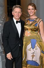 COLLEEN BELL at 2024 LACMA Art and Film Gala Presented by Gucci in Los Angeles 11/02/2024