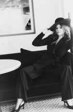 ELIZABETH HURLEY for Harper