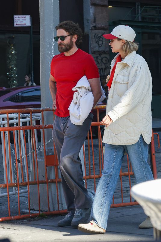 GIGI HADID and Bradley Cooper Out in New York City 11/11/2024