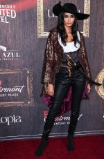 GIZELE OLIVEIRA at Darren Dzienciol