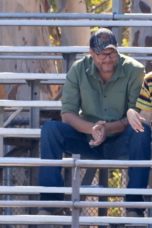 GWEN STEFANI and Blake Shelton at Her Son