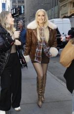 GWEN STEFANI Out Filming on Streets in New York 11/15/2024