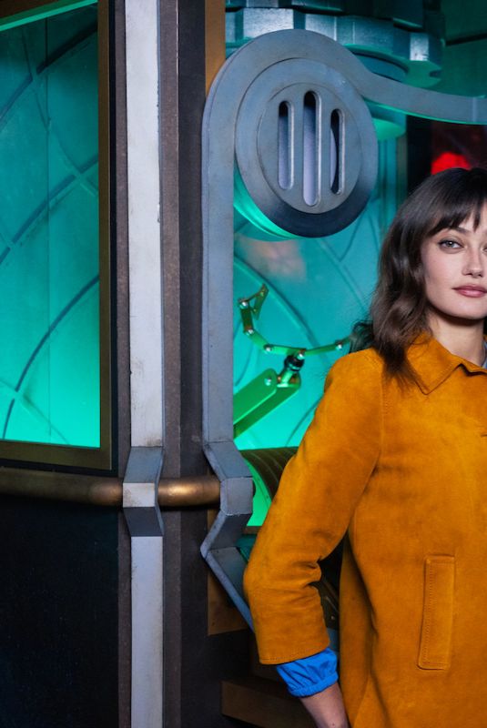 HAILEE STEINFELD and ELLA PURNELL for Netflix Tudum, November 2024
