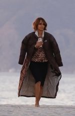 HALLE BERRY on the Set of Crime 101 on Venice Beach 11/06/2024