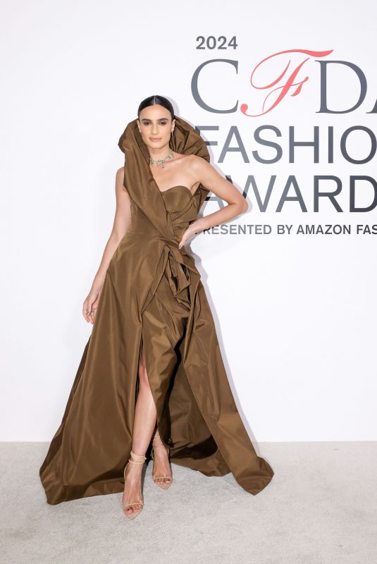 ISABELA GRUTMAN at CFDA Fashion Awards at American Museum of Natural History in New York 10/28/2024