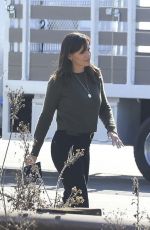 JENNIFER GARNER Films Driving Scene at Pacific Coast Highway in Los Angeles 11/18/2024