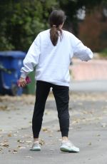 JENNIFER GARNER Out and About in Brentwood 11/23/2024