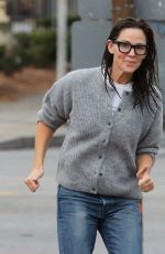 JENNIFER GARNER Out with Wet Hair in LOs Angeles 11/26/2024