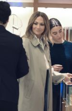 JENNIFER LOPEZ Shopping at Polo Ralph Lauren 11/29/2024