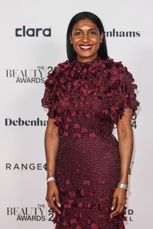 JENNY FRANCIS at Beauty Awards 2024 at City Central in London 11/25/2024