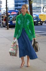 JESSICA SEINFELD Arrives at CBS Studios in Los Angeles 11/12/2024