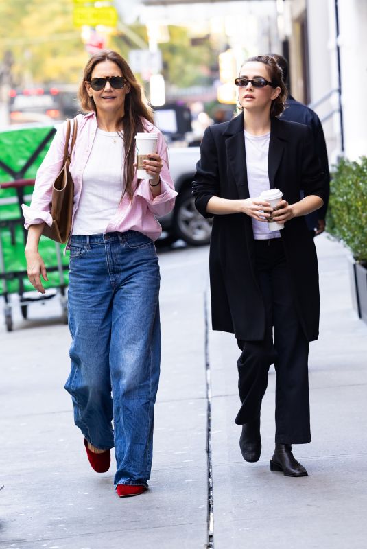 KATIE HOLMES and ZOEY DEUTCH Arrives at Ethel Barrymore Theatre in New York 11/06/2024