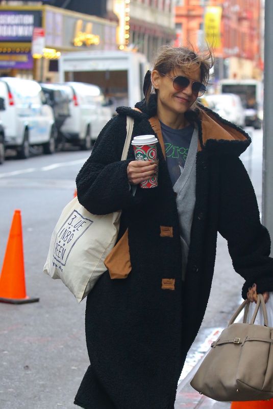 KATIE HOLMES Arrives at Barrymore Theatre in New York City 11/23/2024