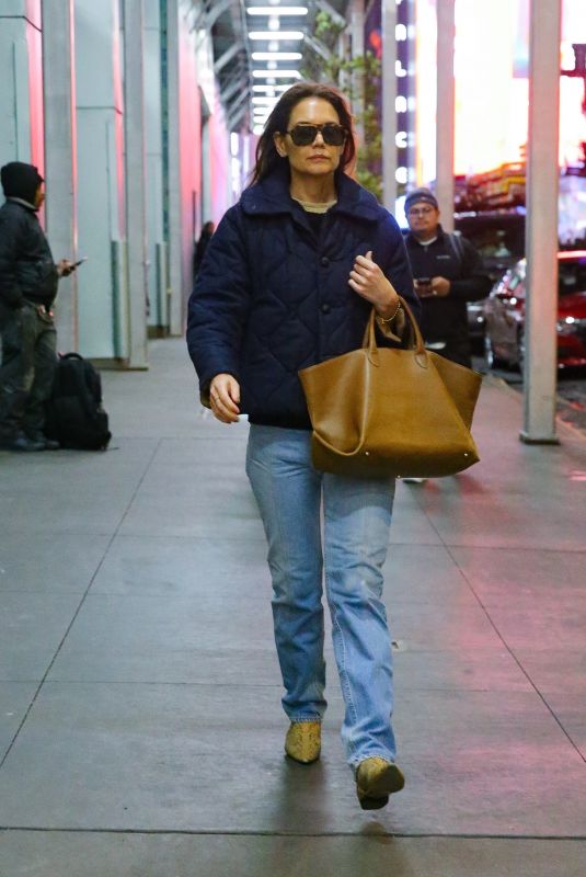 KATIE HOLMES Out and About in New York 11/16/2024