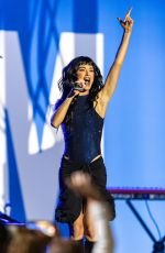 KATY PERRY Performs at Vice President Kamala Harris Rally at Carrie Blast Furnaces National Historic Landmark in Pittsburgh 11/04/2024