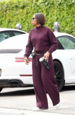 KELLY ROWLAND Heading to a Salon in Los Angeles 11/26/2024