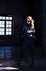 KERI RUSSELL in C California Lifestyle & Culture, Winter 2024/2025 Issue 
