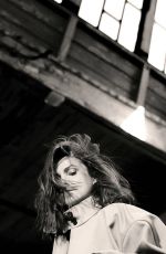 KERI RUSSELL in C California Lifestyle & Culture, Winter 2024/2025 Issue 