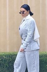 KIM KARDASHIAN and GLENN CLOSE on the Set of All