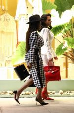 KIM KARDASHIAN and NIECY NASH on the Set of All