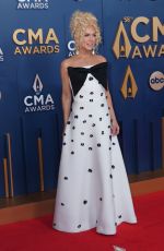 KIMBERLY SCHLAPMAN at 58th Annual CMA Awards at Bridgestone Arena in Nashville 11/20/2024