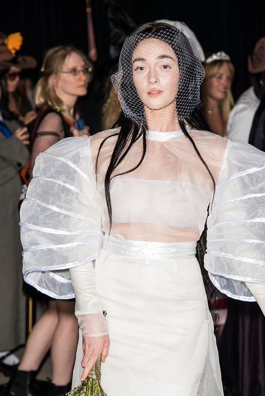 LARSEN THOMPSON Arrives at Heidi Klum