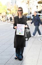 LIBBIE MUGRABI Arrives at Manhattan Criminal Court 11/08/2024