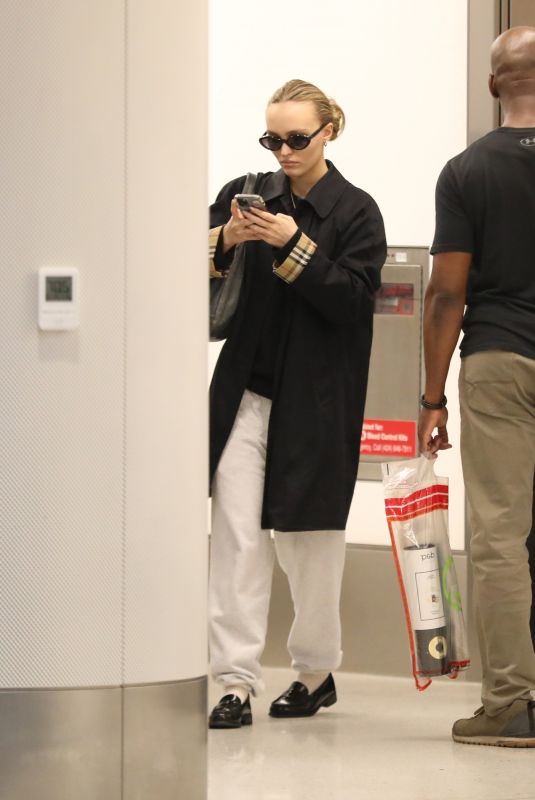 LILY-ROSE DEPP Arrives in Los Angeles 11/17/2024