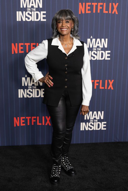 MARGARET AVERY at A Man On The Inside Premiere in Los Angeles 11/10/2024