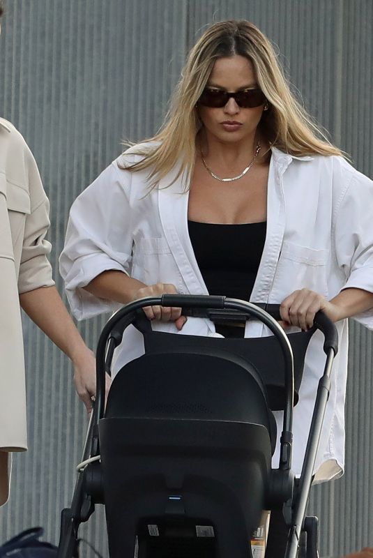 MARGOT ROBBIE Takes Her Newborn Baby for a Walk in Los Angeles 11/06/2024