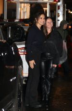 MARISKA HARGITAY Braves the Rain to Film at Law and Order: SVU Set in New York 11/23/2024