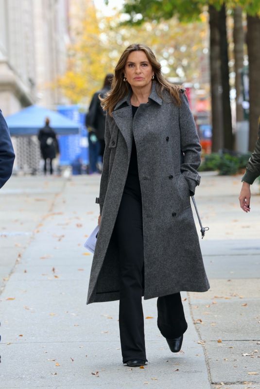 MARISKA HARGITAY on the Set of Law & Order: SVU in Uptown Manhattan 11/04/2024