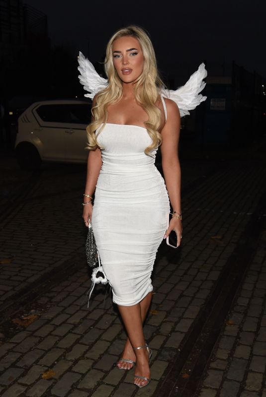 MARY BEDFORD Arrives at Nuage Halloween Party in Manchester 11/03/2024
