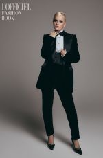 MENA SUVARI for L