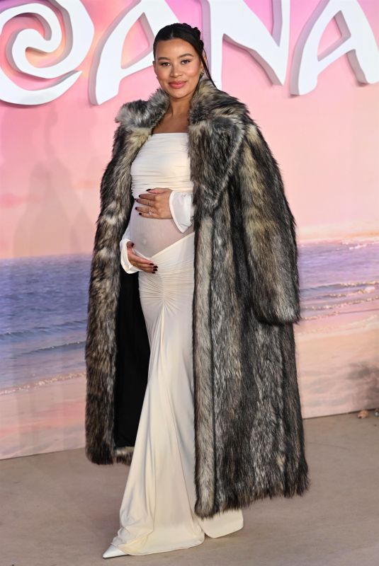 MONTANA BROWN at Moana 2 UK Premiere at Cineworld Leicester Square in London 11/24/2024