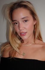 OLIVIA PONTON for Brilliant Earth, November 2024