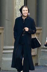 PHOEBE BRIDGERS Out Shopping in New York 11/05/2024