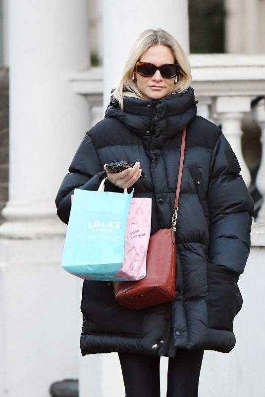 POPPY DELEVINGNE Out Shopping in Notting Hill 11/28/2024