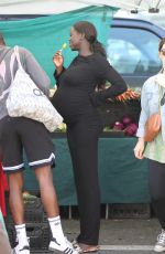 Pregnant ADUT AKECH at Studio City Farmers Market 11/10/2024